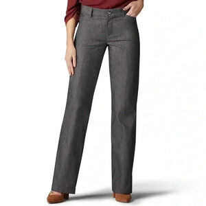 Lee Women’s Ultra Lux Regular Fit Pants with Flex Motion - Size 6 Short - NWT